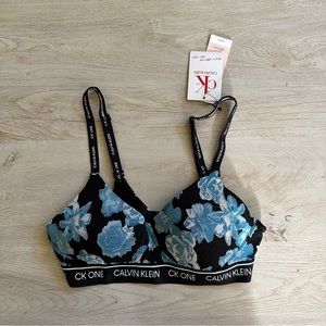NWT Calvin Klein Bralette - Lightly Lined